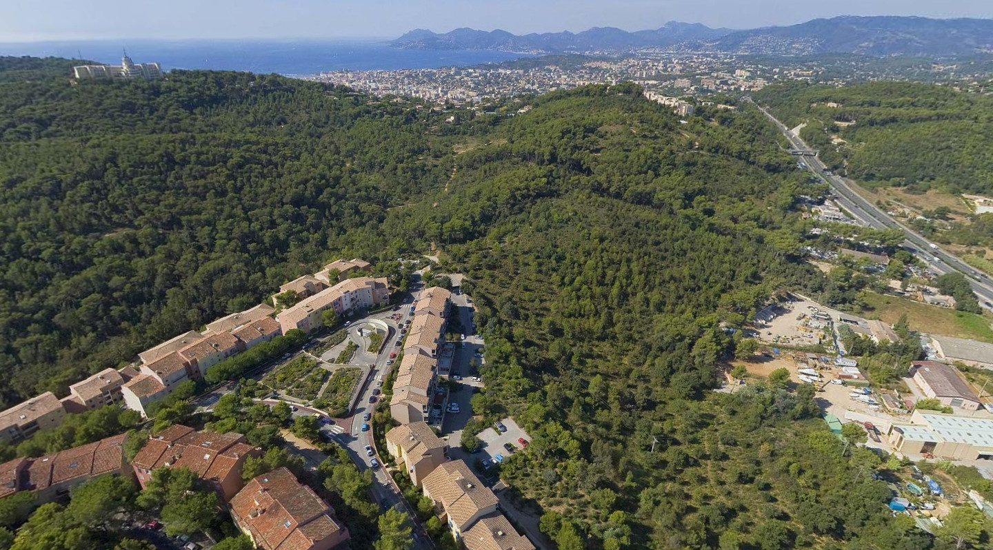 Панорамный вид в Мужене, Франция. Фото 4 – фотографии Франции