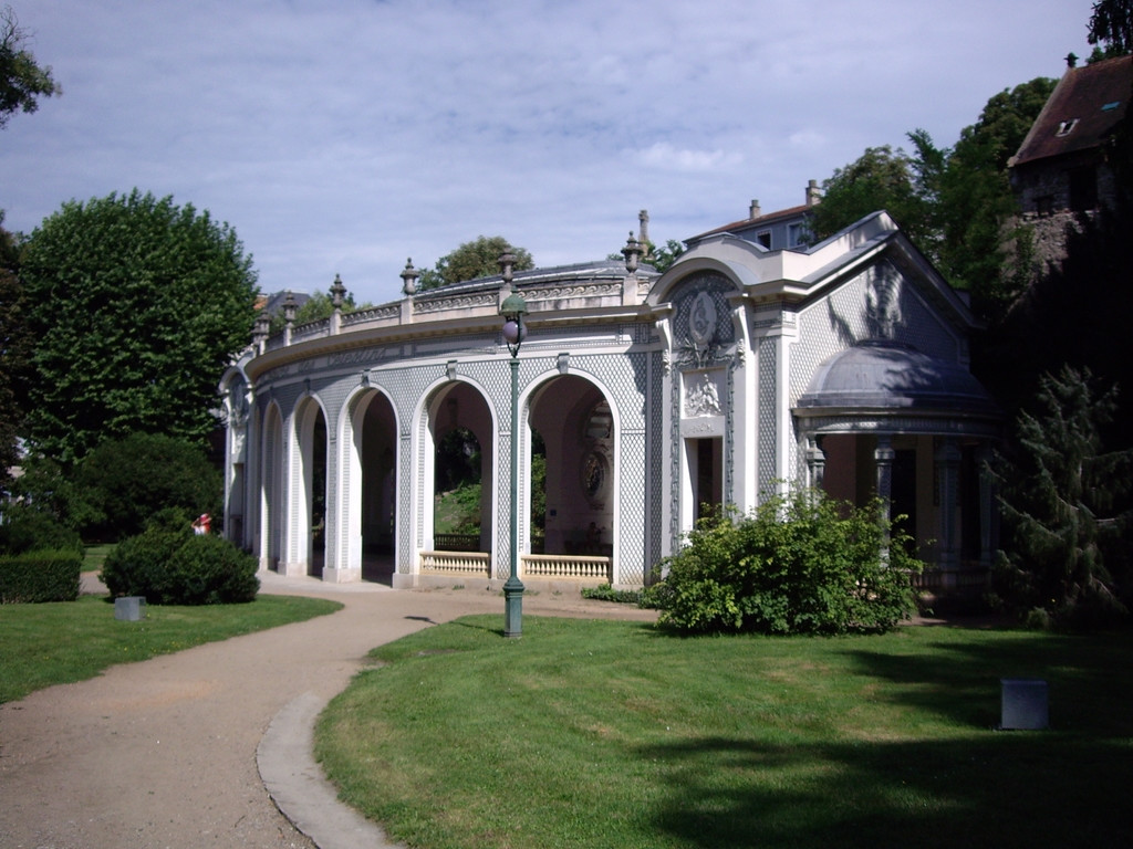 Достопримечательность в Виши, Франция. Фото 1 – фотографии Франции