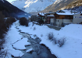 Река в Валь-Сени, Франция – фотографии Франции