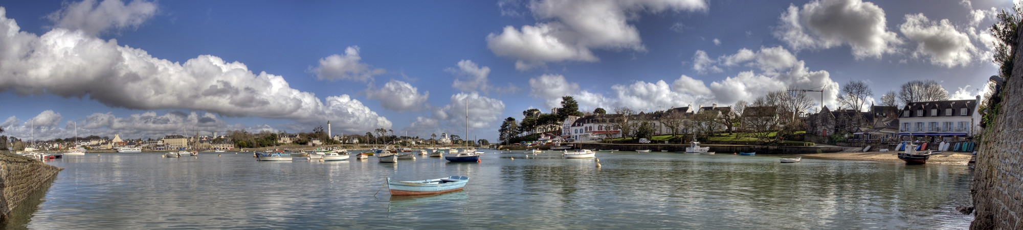 Яхты и катера в Сен-Марине, Франция – фотографии Франции