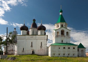 Свято-Троицкий Антониево-Сийский мужской монастырь – фотографии России