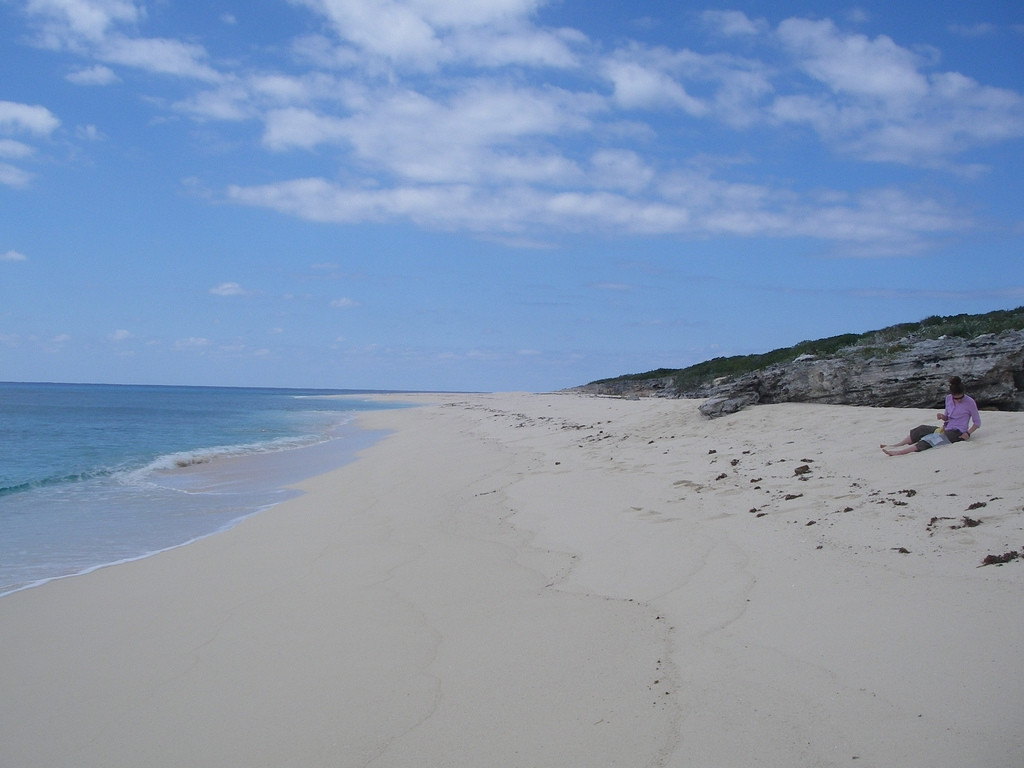 Пляж на острове Сан-Сальвадор, Багамские острова – фотографии Багамских островов