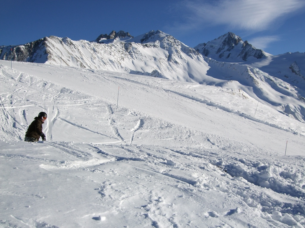 Горный склон в Ле-Тур, Франция – фотографии Франции