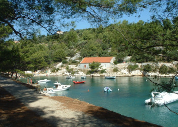 Яхты и катера в Вели-Лошинь, Хорватия. Фото 9 – фотографии Хорватии