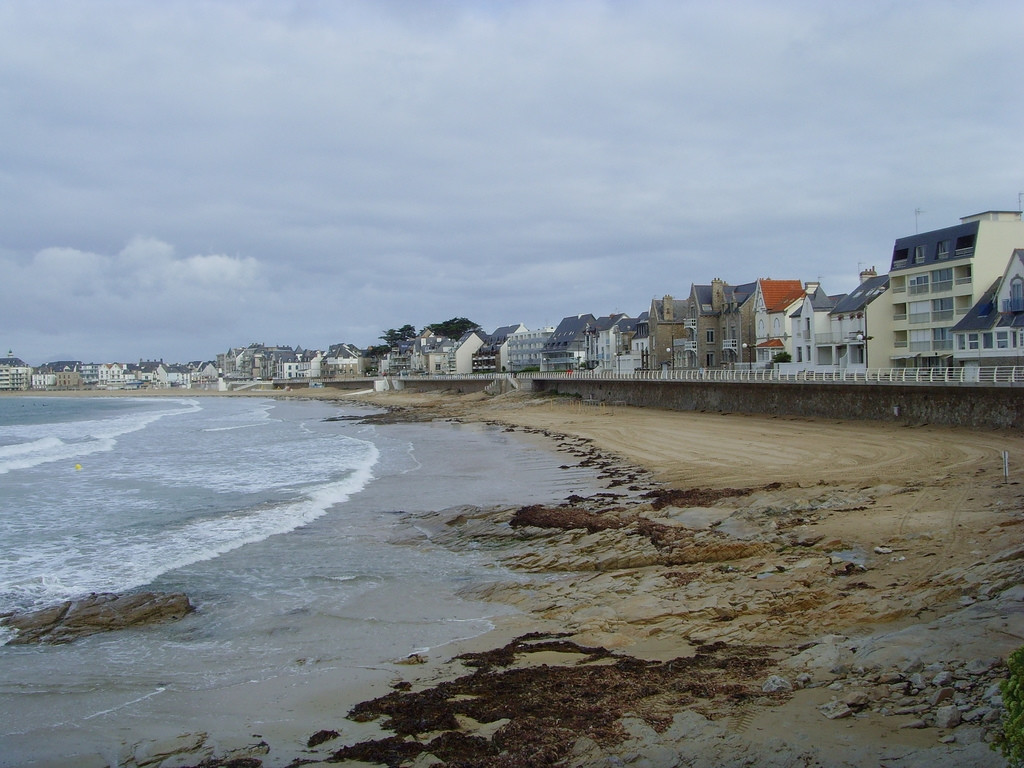 Набережная в Кибероне, Франция. Фото 1 – фотографии Франции