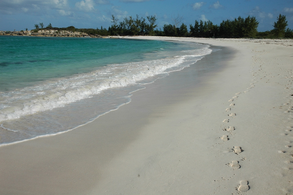 Пляж на острове Эльютера, Багамские острова. Фото 38 – фотографии Багамских островов