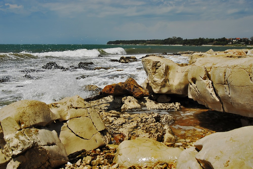 Скала в Умаге, Хорватия. Фото 1 – фотографии Хорватии