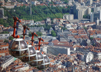 Развлечение в Гренобль, Франция – фотографии Франции