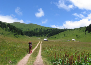 Турист в Национальном парке, Черногория. Фото 1 – фотографии Черногории