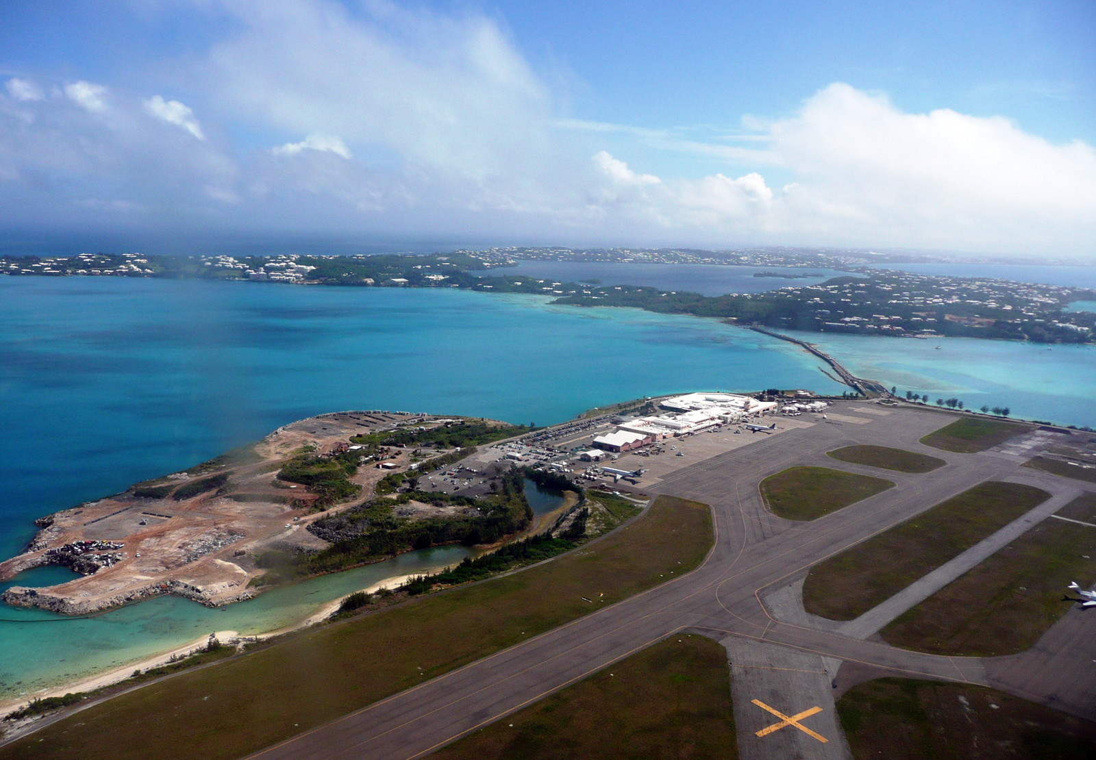 Остров аэродром Остров аэродром