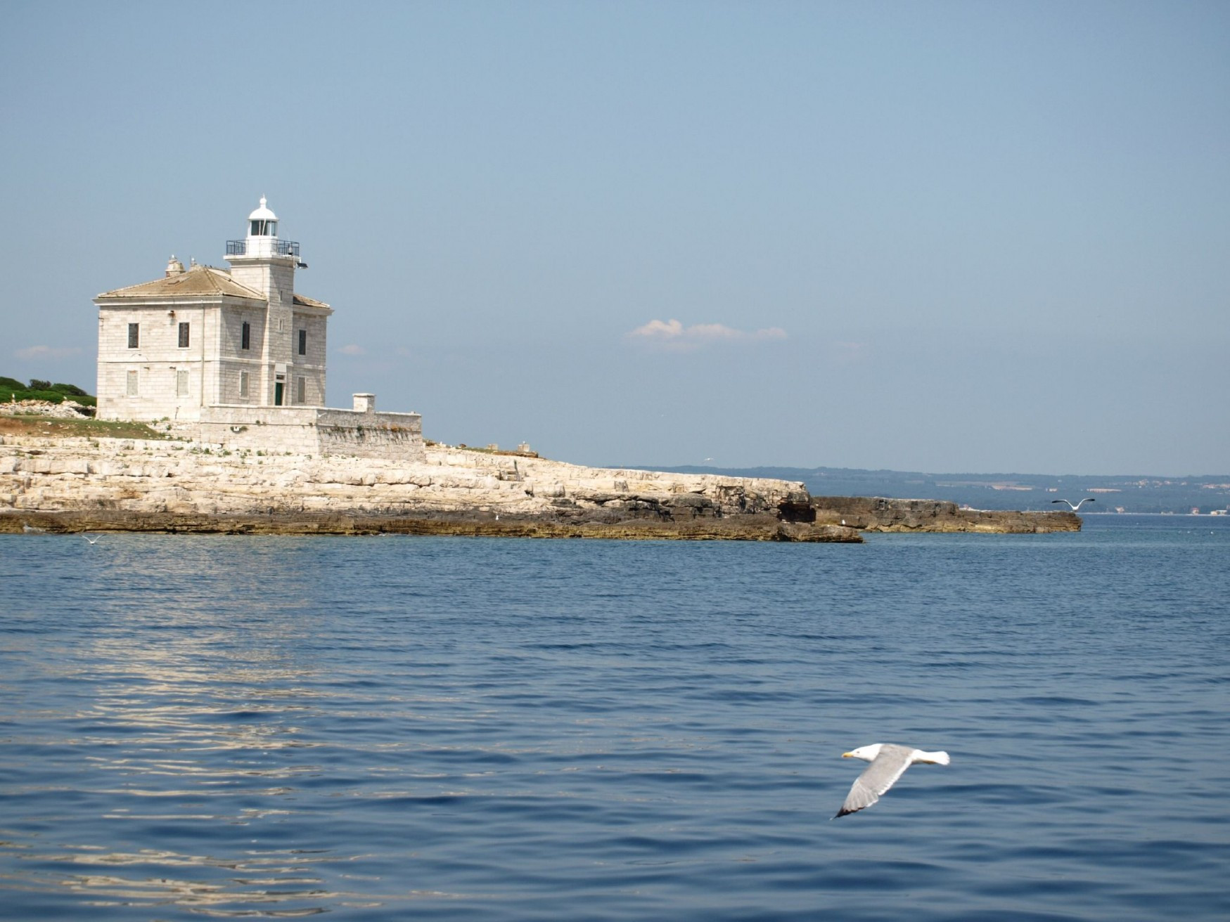 Море в Бриуны, Хорватия – фотографии Хорватии