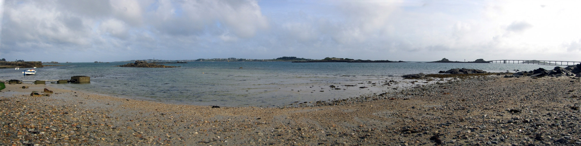 Берега в Роскоф, Франция – фотографии Франции