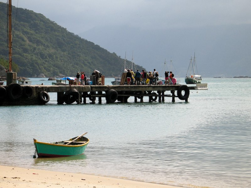 Причал в Илья-Гранди, Бразилия – фотографии Бразилии