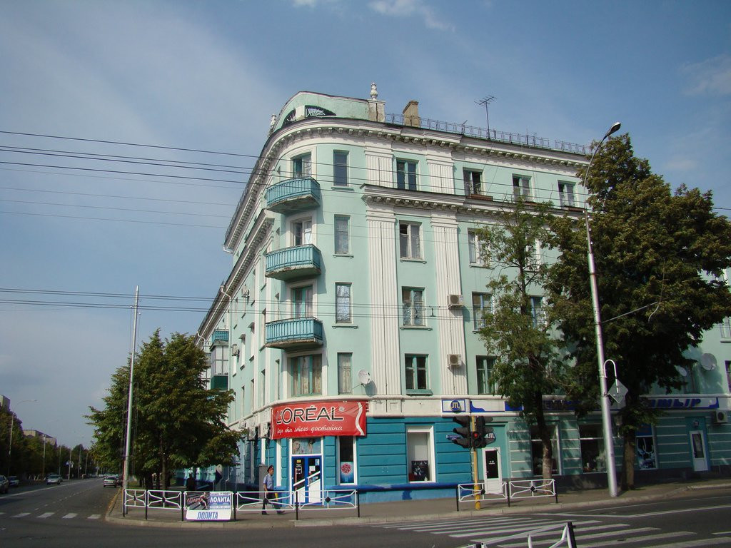 Улица в Майкопе, Россия. Фото 1 – фотографии России