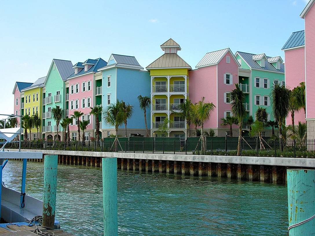 Дома на острове Парадайз Айленд, Багамские острова. Фото 1 – фотографии Багамских островов