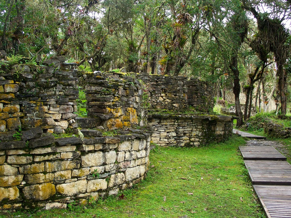 Археологический комплекс Куэлап (Kuelap) на севере Перу – фотографии Перу