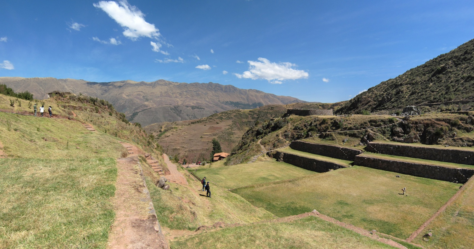 Археологический комплекс Типон – фотографии Перу
