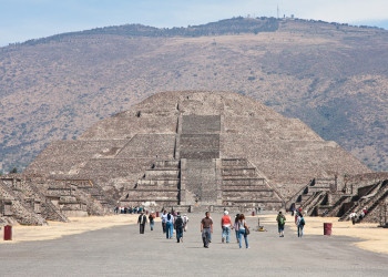 Пирамида Луны в Теотиуакане, Мексика. Фото 1 – фотографии Мексики