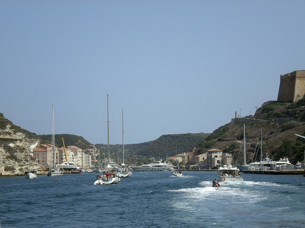 Бухта в Бонифачо, Франция. Фото 2 – фотографии Франции