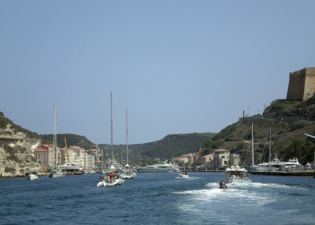 Бухта в Бонифачо, Франция. Фото 2 – фотографии Франции