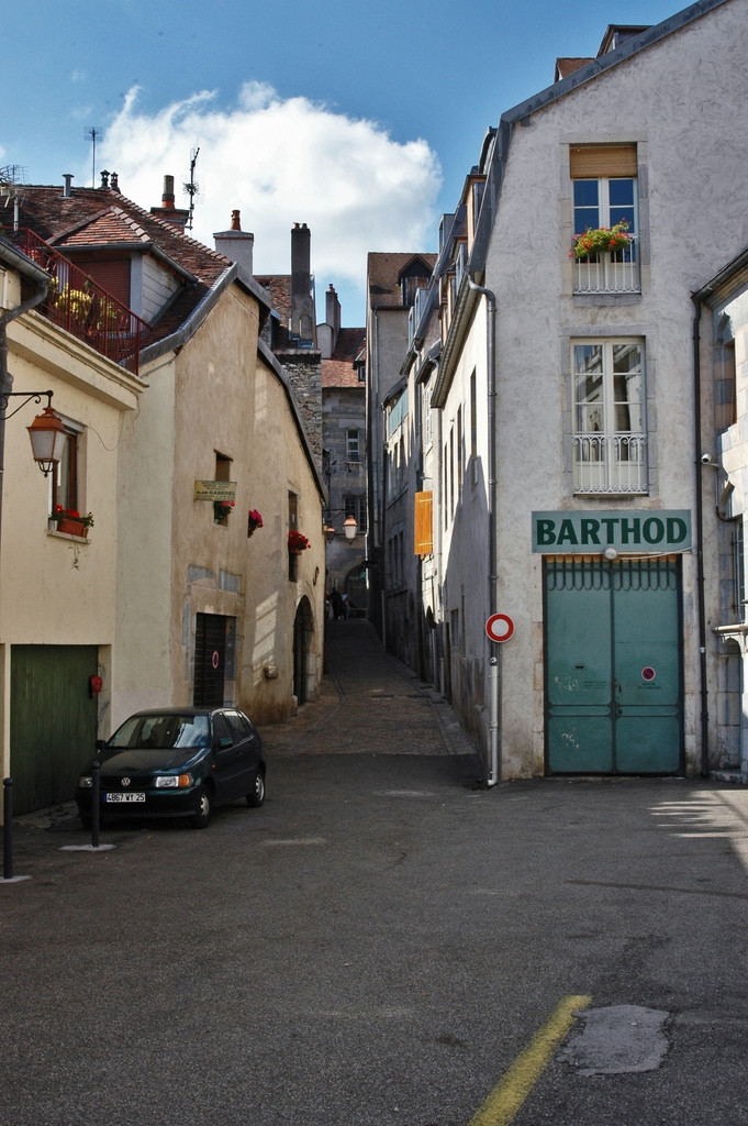 Дома в Безансоне, Франция – фотографии Франции