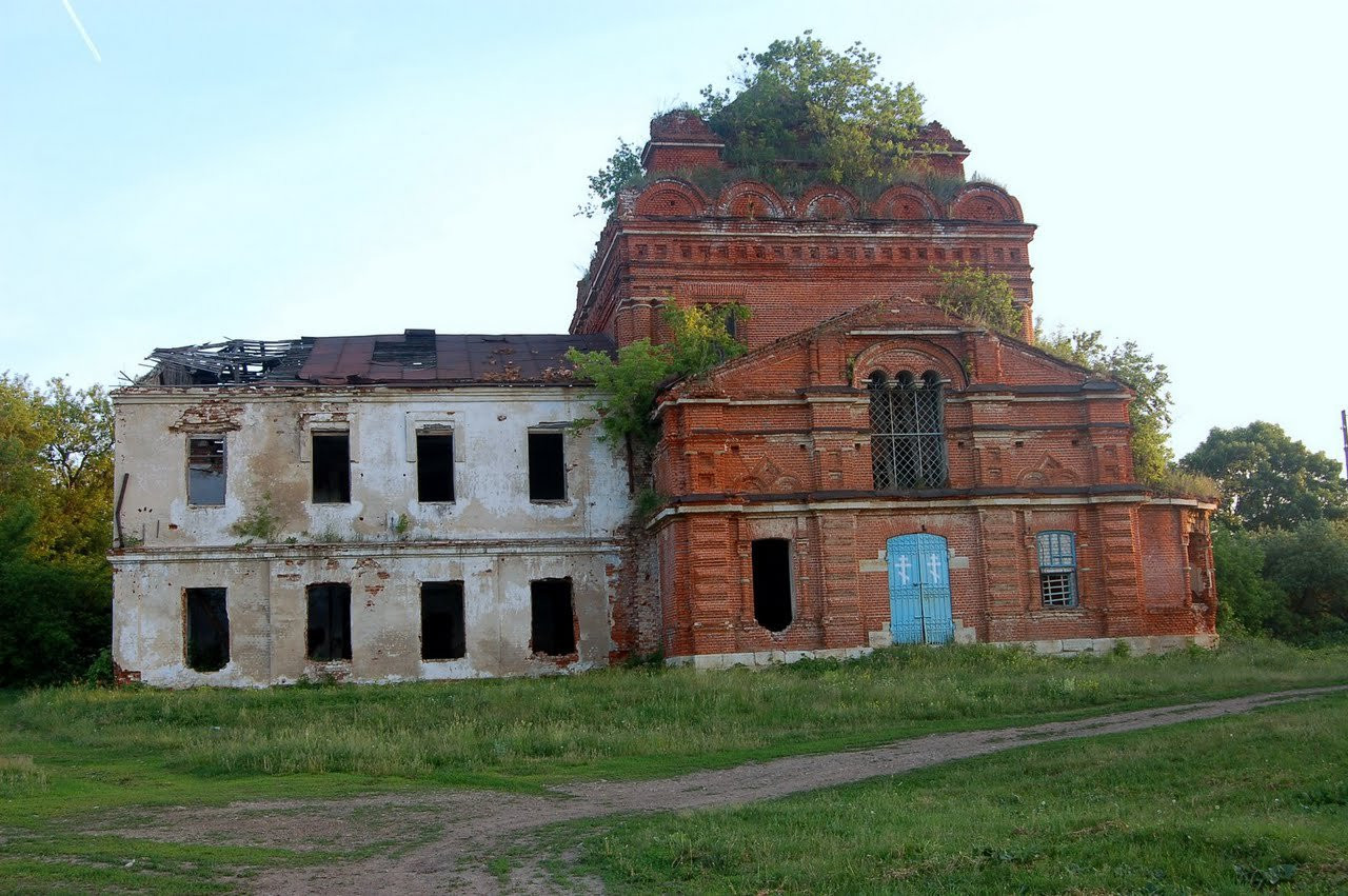 Развалины в Лебедянь, Россия – фотографии России