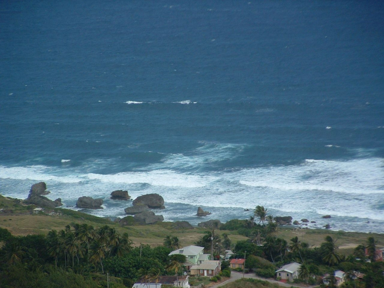 Море в Батшиба, Барбадос – фотографии Барбадоса