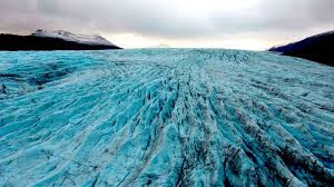 Огромные ледниковые реки в Национальном парке Ватнайёкюль – фотографии Исландии