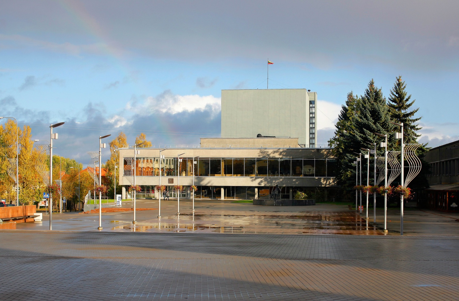 Драматический театр имени Юозоса Мильтиниса – фотографии Литвы