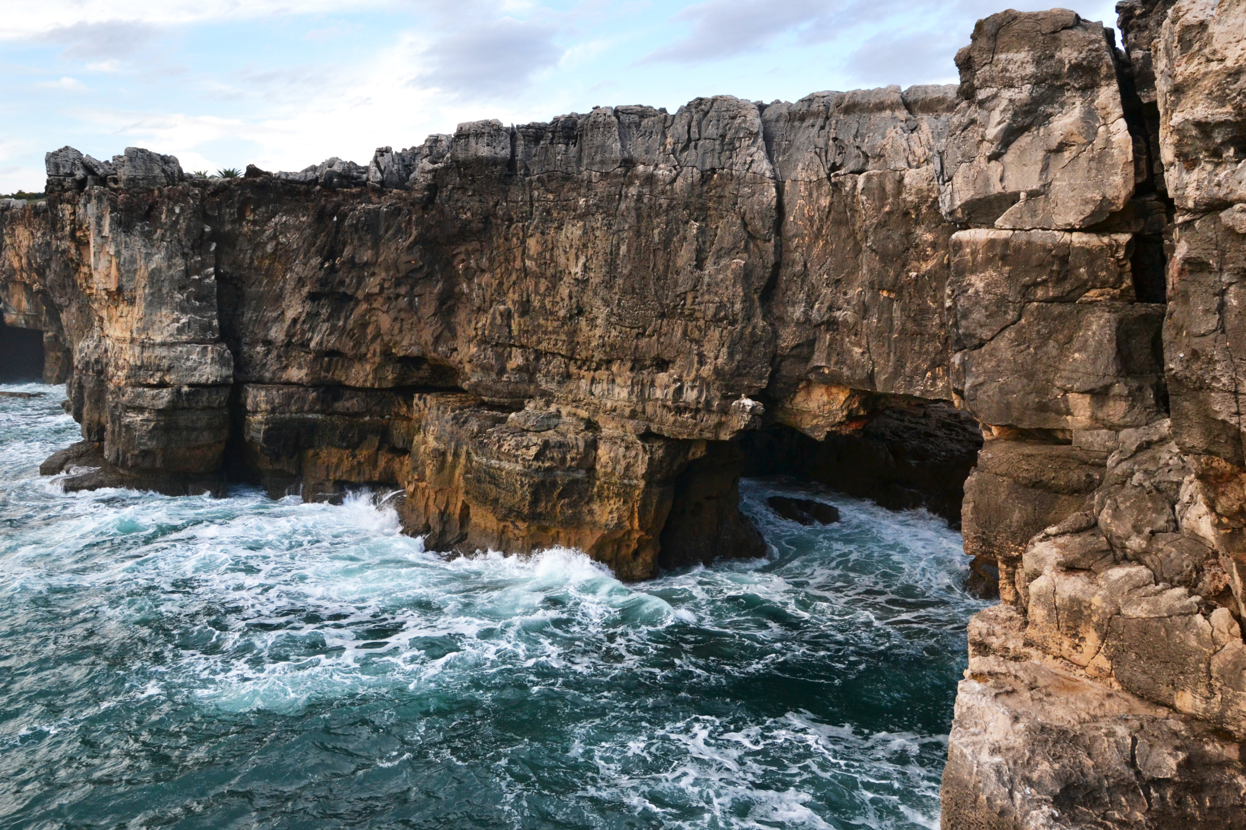 Пасть Дьявола, Кашкайш, Португалия – фотографии Португалии