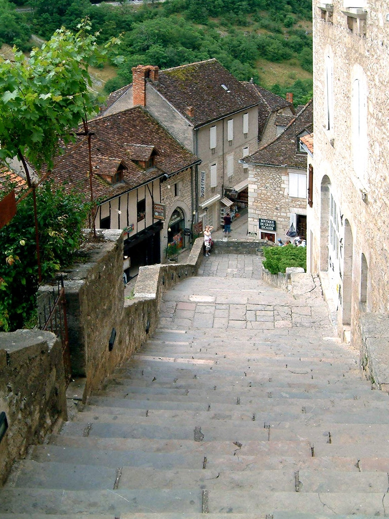 Лестница в Рокамадуре, Франция – фотографии Франции