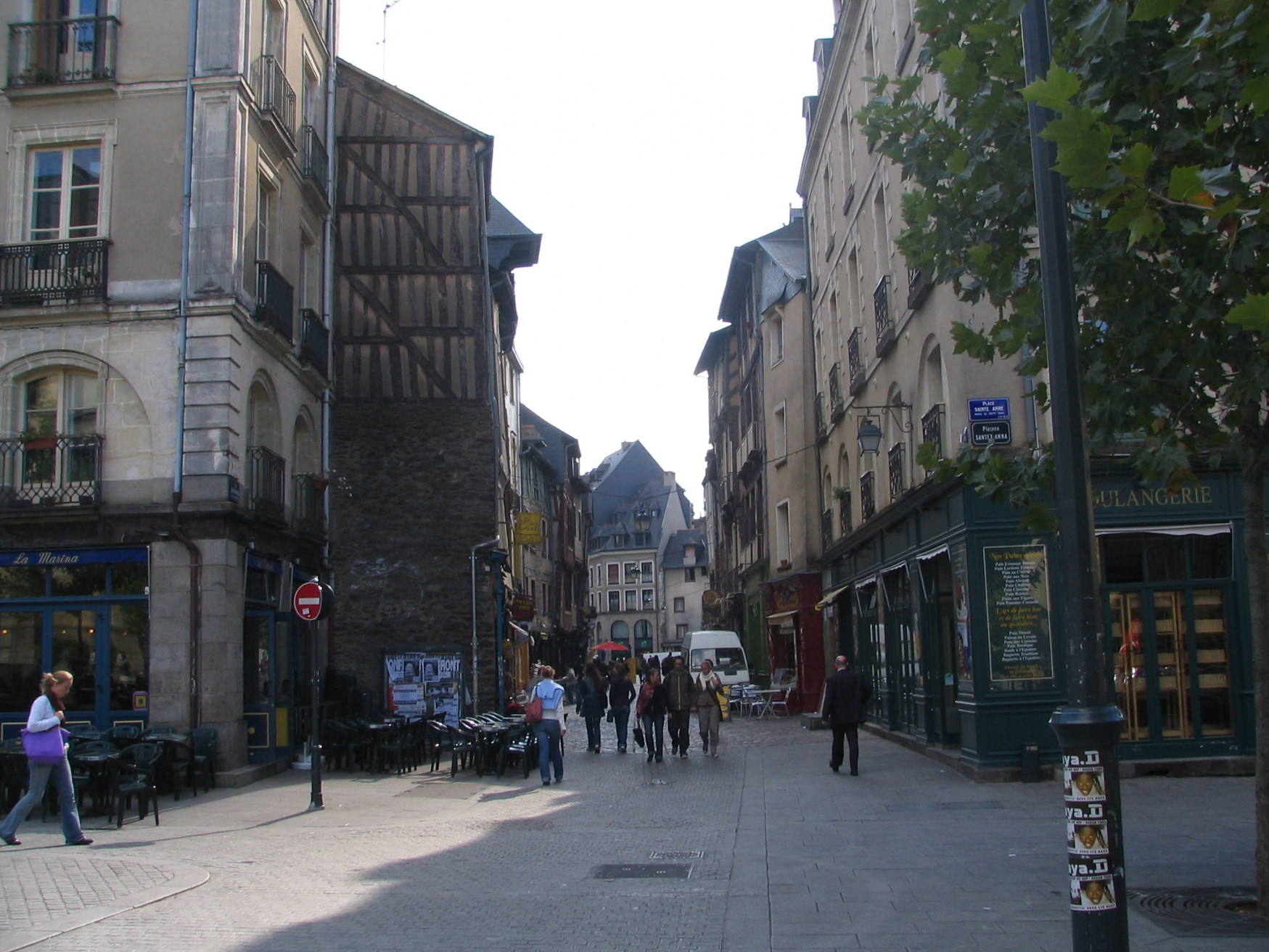 Улица в Ренне, Франция – фотографии Франции