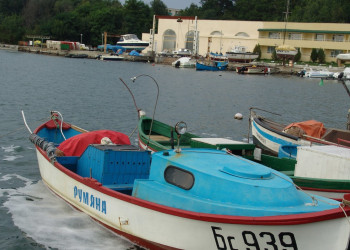 Лодки в Китене, Болгария – фотографии Болгарии