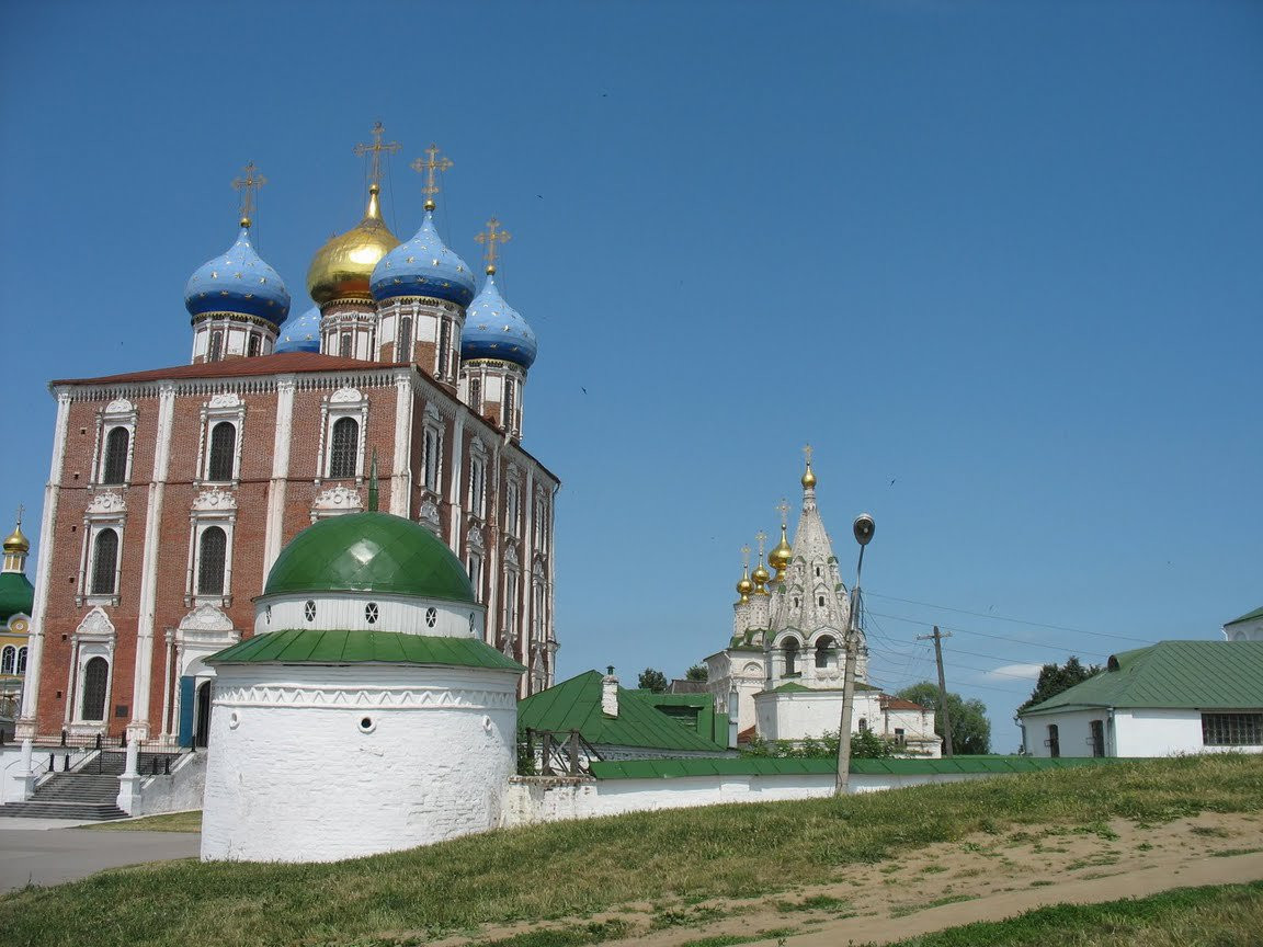 Храм в Рязани, Россия. Фото 1 – фотографии России