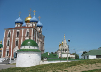 Храм в Рязани, Россия. Фото 1 – фотографии России