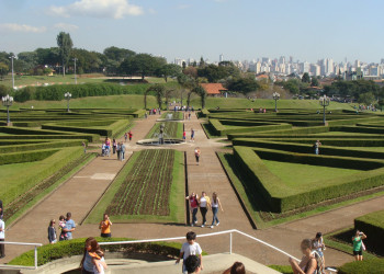 Парк в Куритиба, Бразилия – фотографии Бразилии
