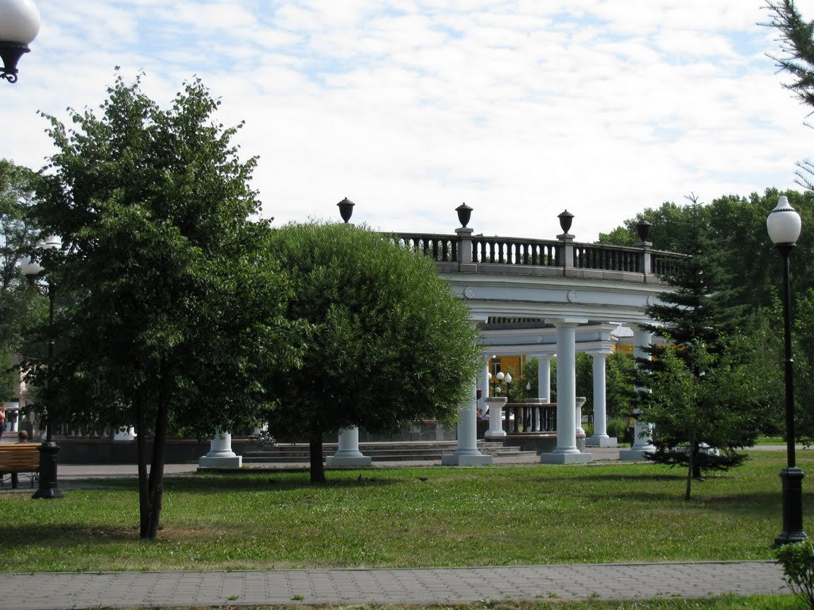 Сквер в Новокузнецке, Россия. Фото 1 – фотографии России