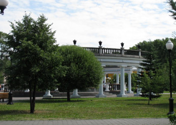 Сквер в Новокузнецке, Россия. Фото 1 – фотографии России