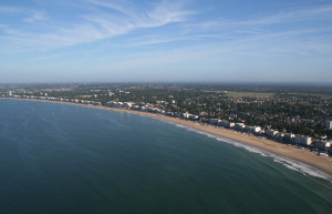 Побережье в Ля-Боль, Франция – фотографии Франции