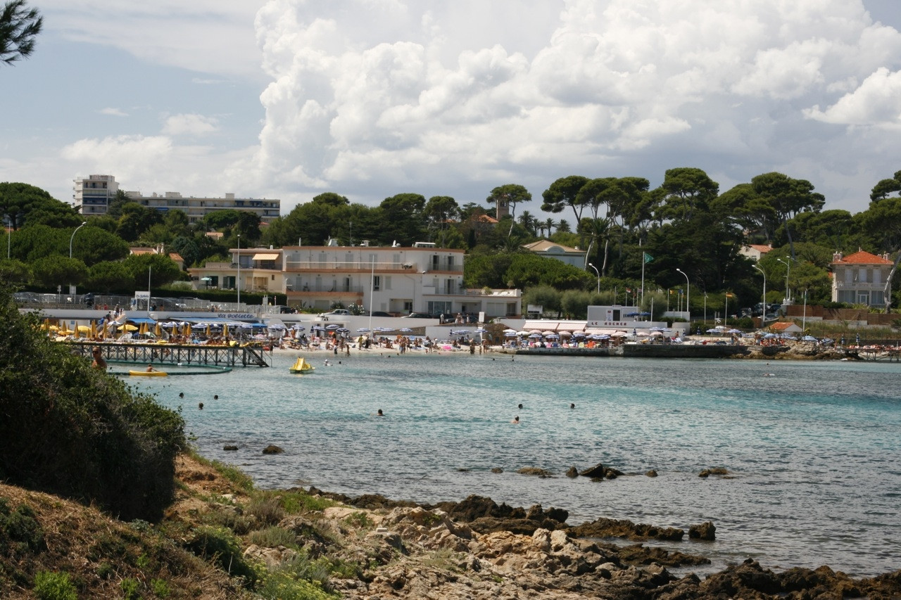 Пляж в Антиб, Франция. Фото 35 – фотографии Франции