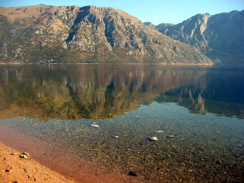 Море в Которском заливе, Черногория. Фото 14 – фотографии Черногории