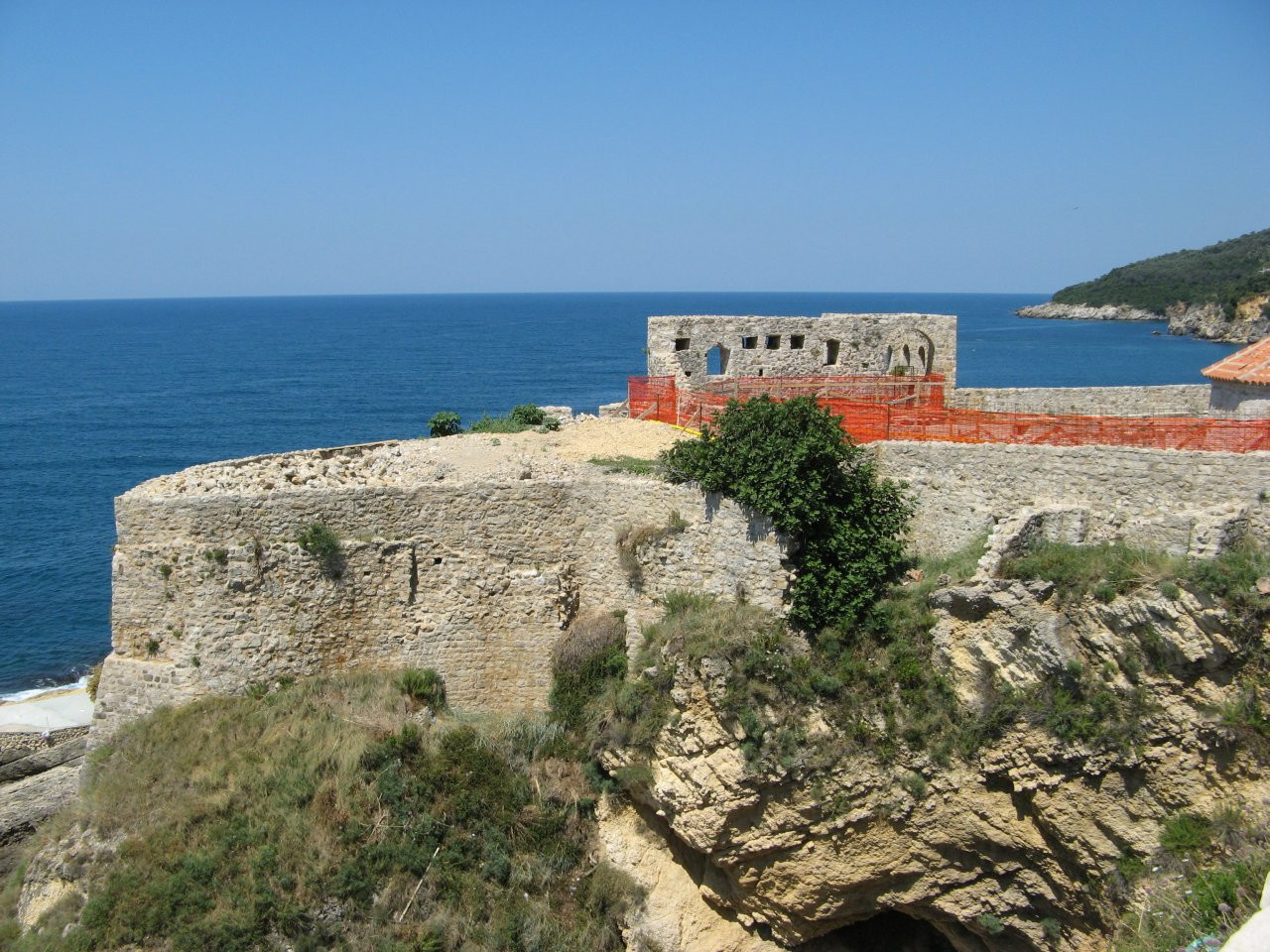 Крепость в Ульцинь, Черногория – фотографии Черногории
