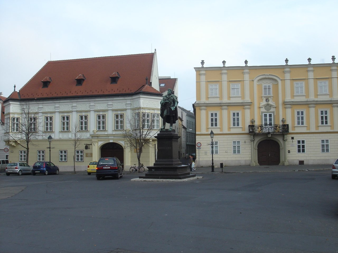 Дьёр (Győr) – город в северо-западной Венгрии – фотографии Венгрии