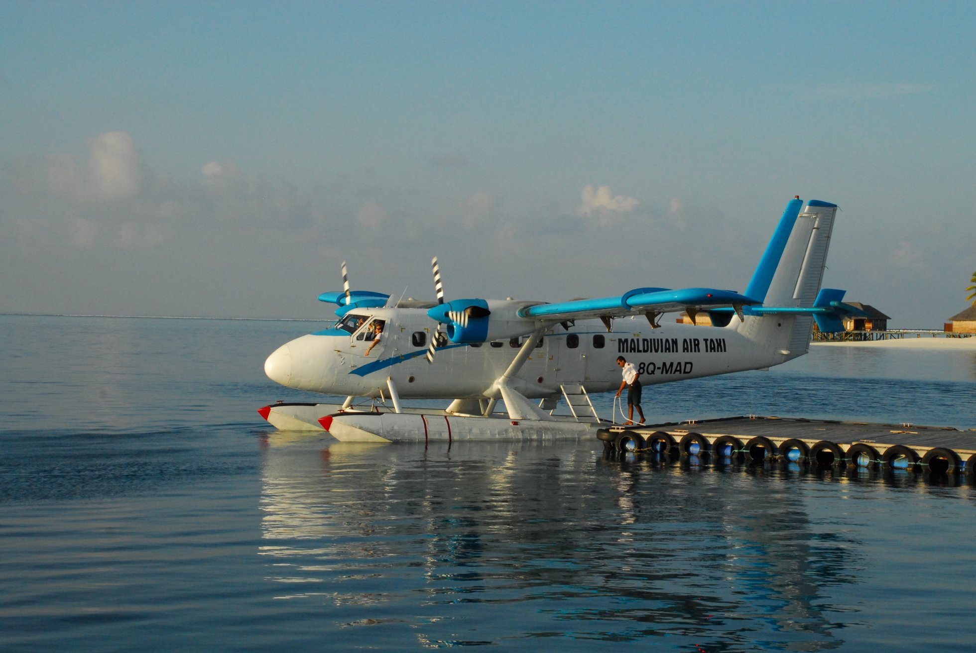 Вертолет в Ари Атолле, Мальдивы. Фото 1 – фотографии Мальдивских островов
