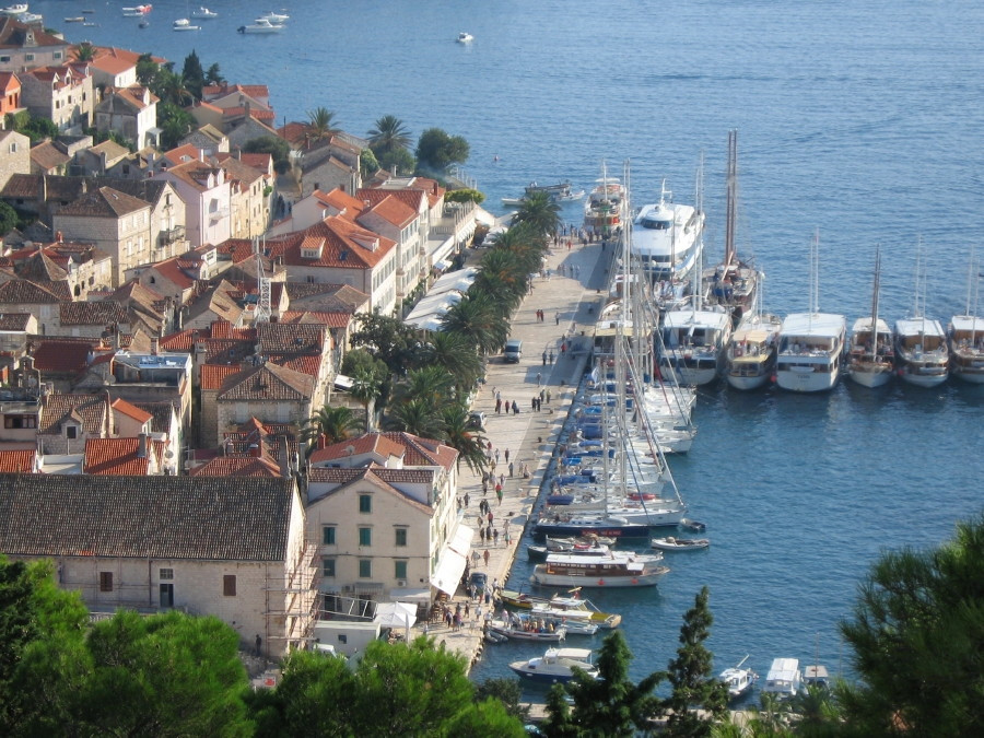 Набережная в Хвар, Хорватия. Фото 2 – фотографии Хорватии