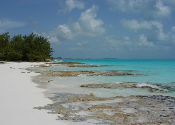 Берега на острове  Лонг Айленд, Багамские острова. Фото 1 – фотографии Багамских островов