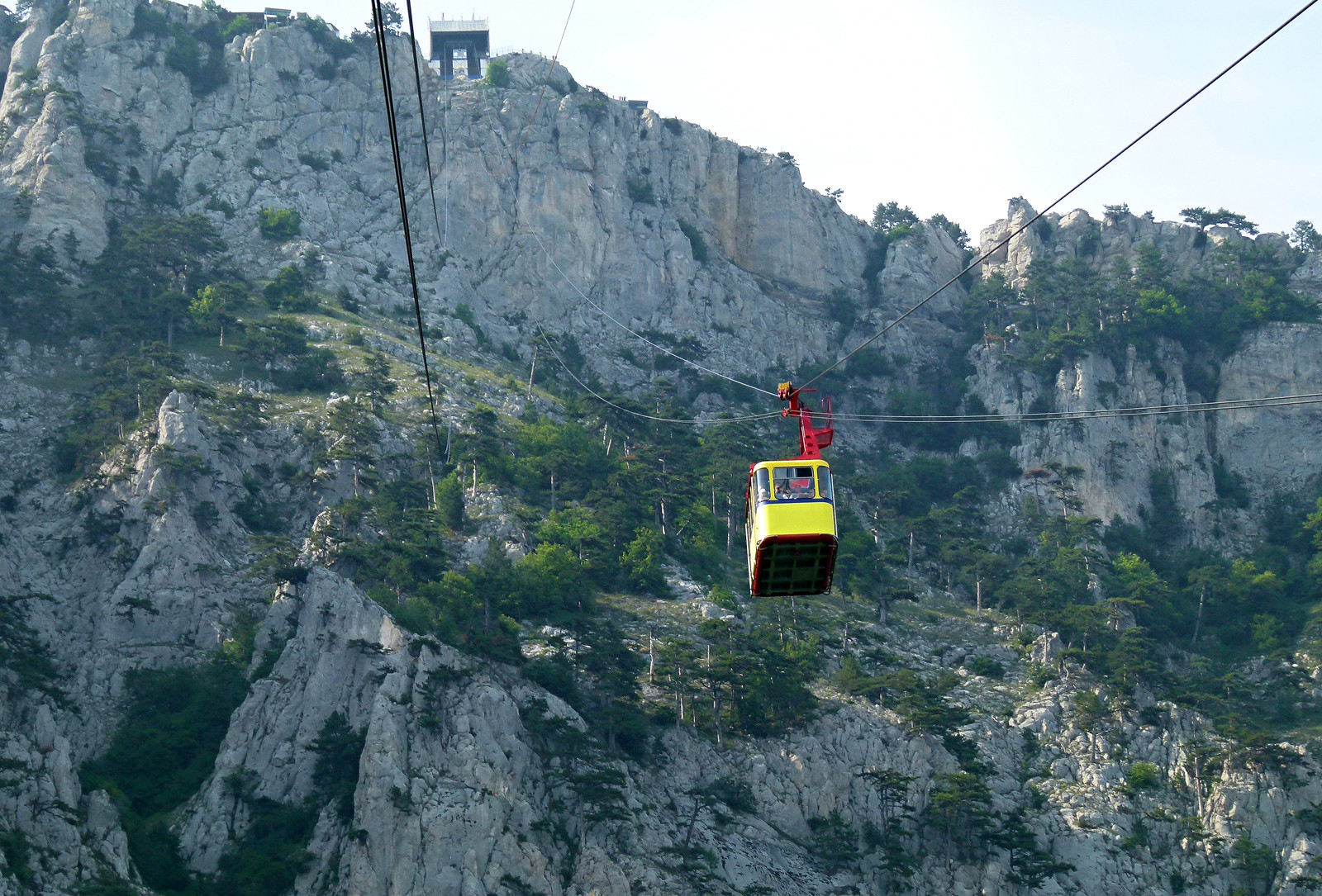 Ай-Петри – гора, расположенная в Крыму в России – фотографии России