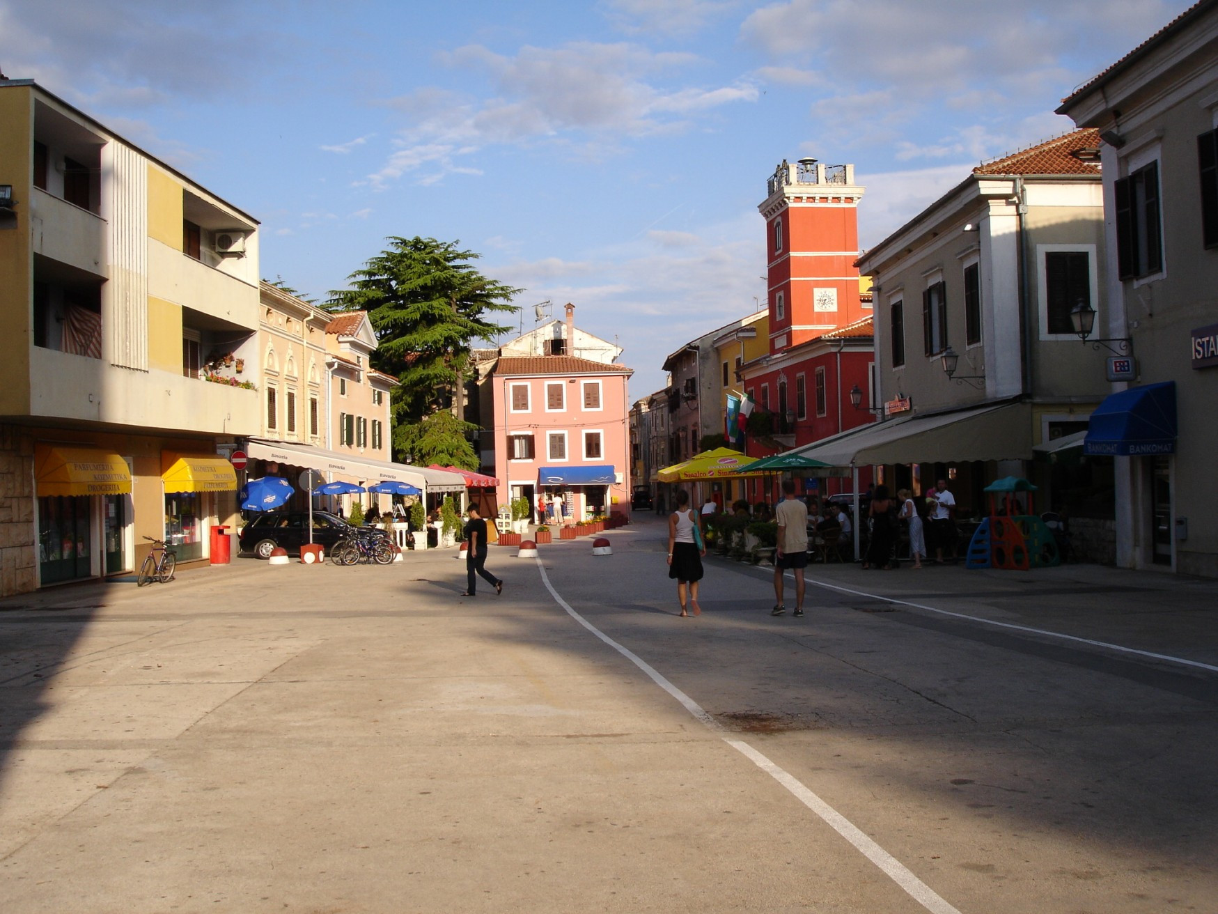 Улица в Новиграде, Хорватия. Фото 5 – фотографии Хорватии