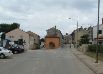 Улица в Врсаре, Хорватия. Фото 8 – фотографии Хорватии