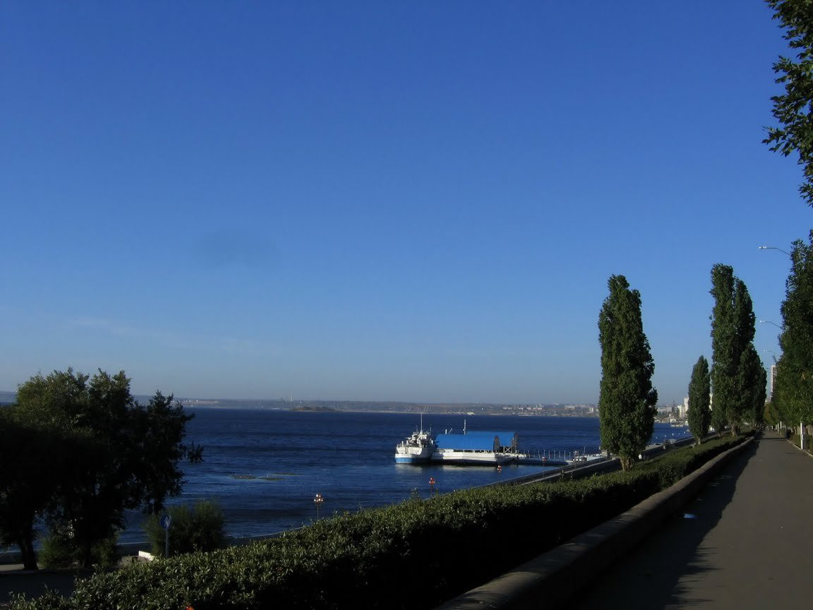 Набережная в Саратове, Россия. Фото 2 – фотографии России